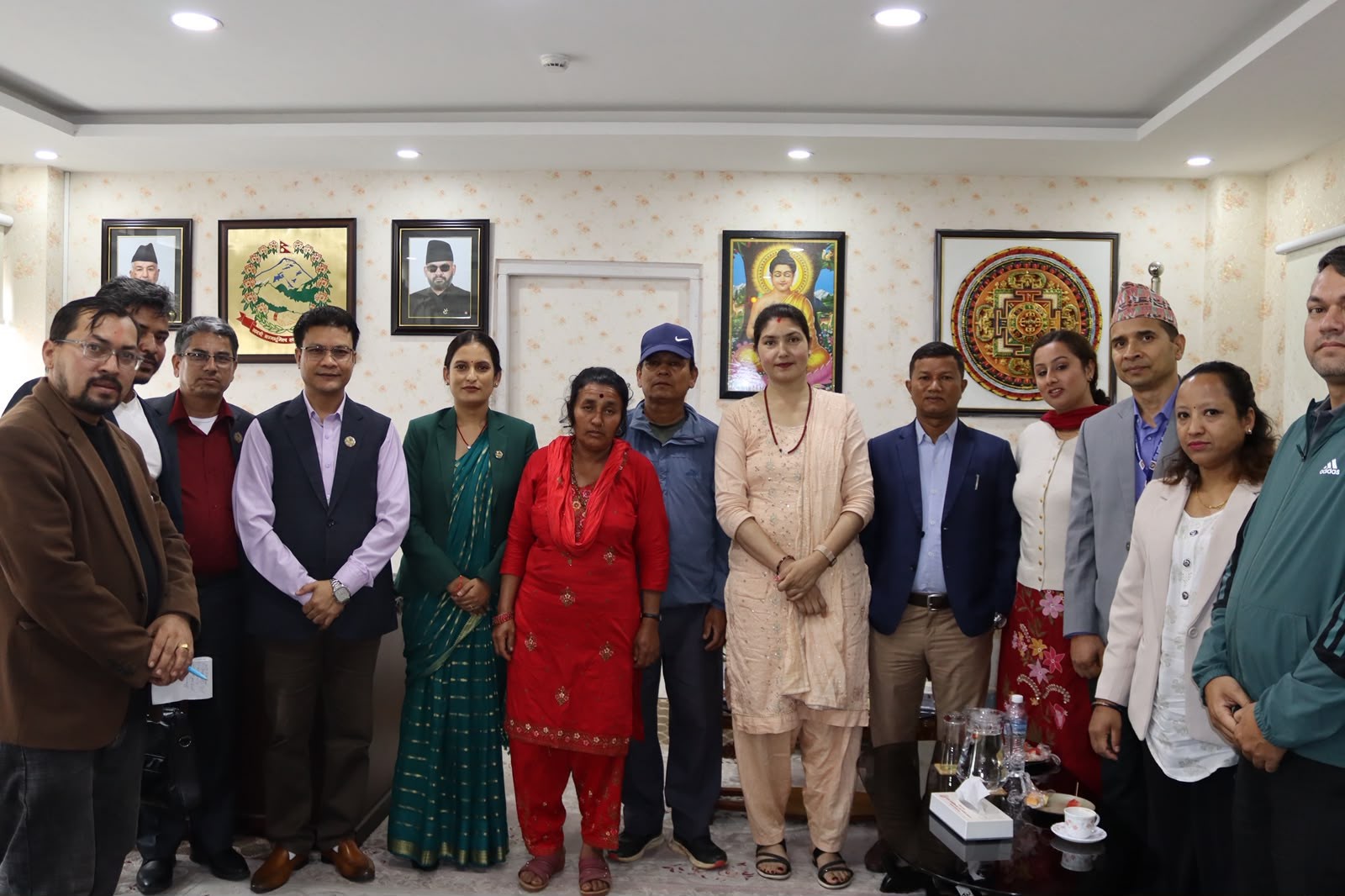 अजित मिजारका परिवारसँग मन्त्री सिता बादीको भेट, न्यायप्राप्तिका सरोकारबारे छलफल