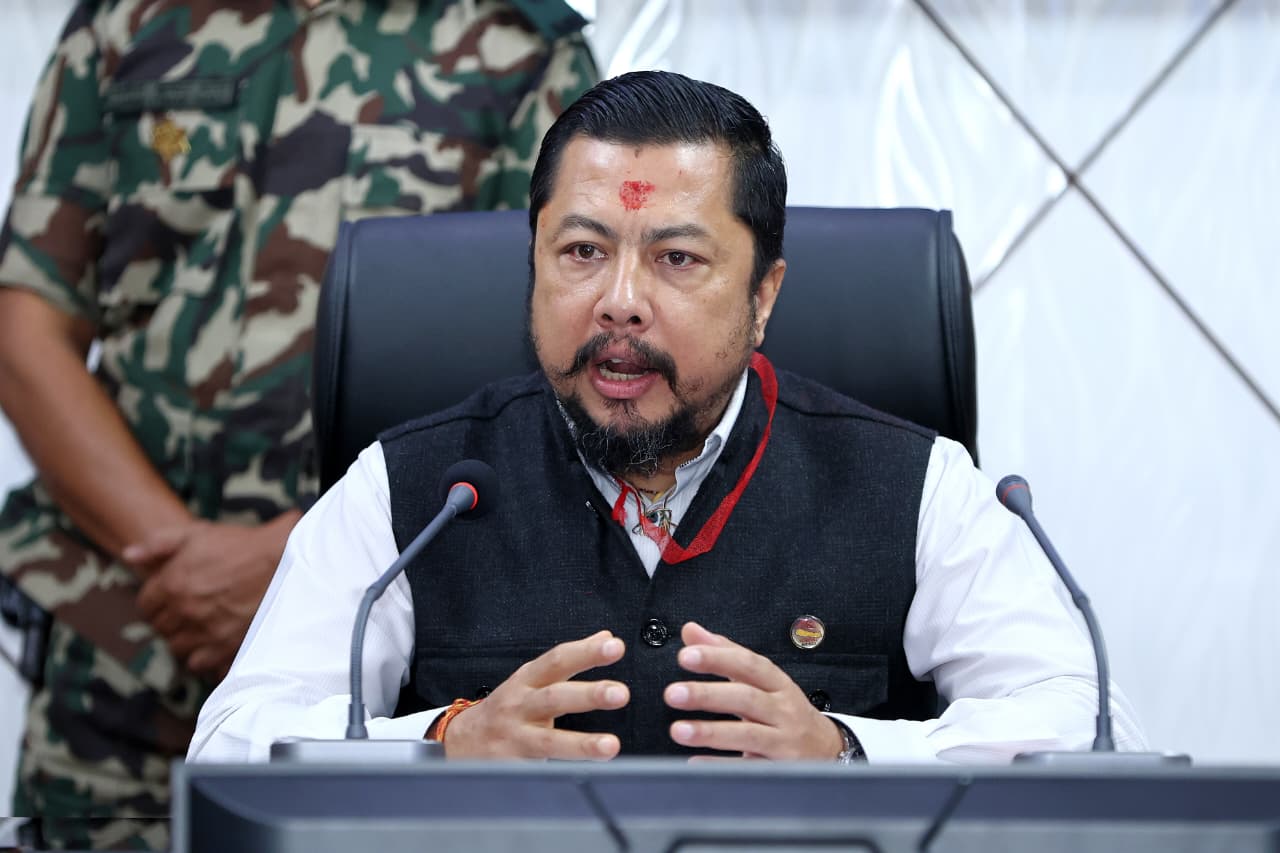 ७३ प्रतिशत नागरिकले भौतिक रुपमा काउन्टरमा गएर महसुस तिर्छन्, समय वचत गर्न आग्रह