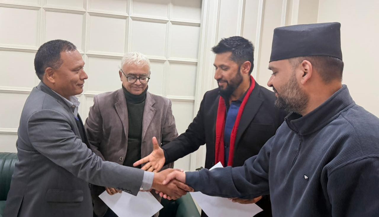 रास्वपा र उज्यालो नेपाल पार्टीबीचको एकता संकट