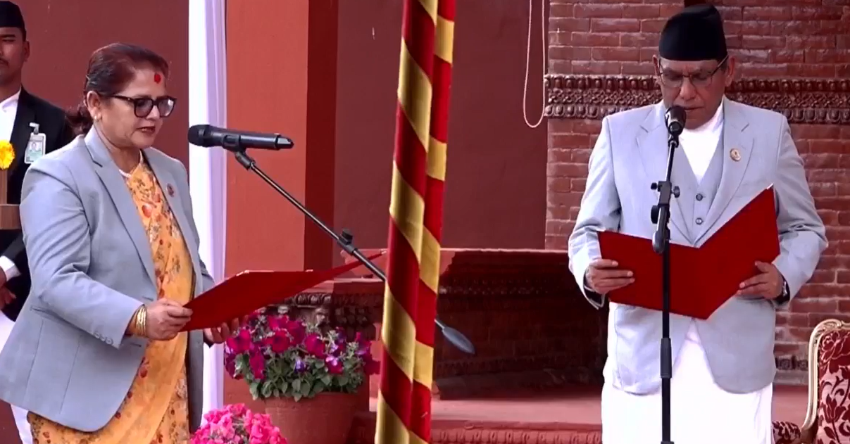 नवनियुक्त राष्ट्रिय सभा उपाध्यक्ष भण्डारीले लिइन् शपथ