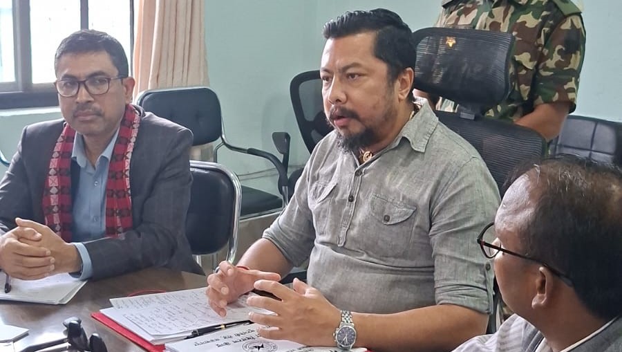 बिजुलीको बिल मोबाइलबाटै डिजिटलरुपमा तिर्ने प्रणाली सहज बनाउन ऊर्जामन्त्री श्रेष्ठको निर्देशन