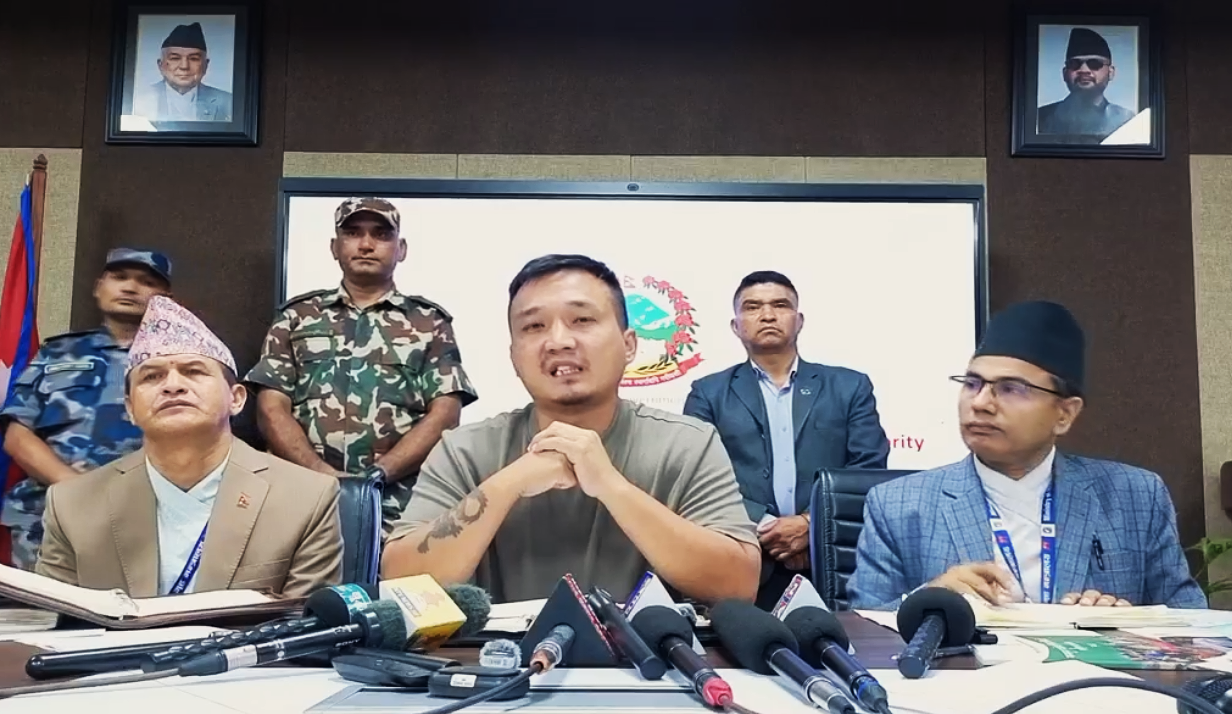 रसुवा बाढीमा उद्धार तथा राहतका लागि राज्यको सम्पूर्ण संयन्त्र परिचालन : गृहमन्त्री गुरुङ