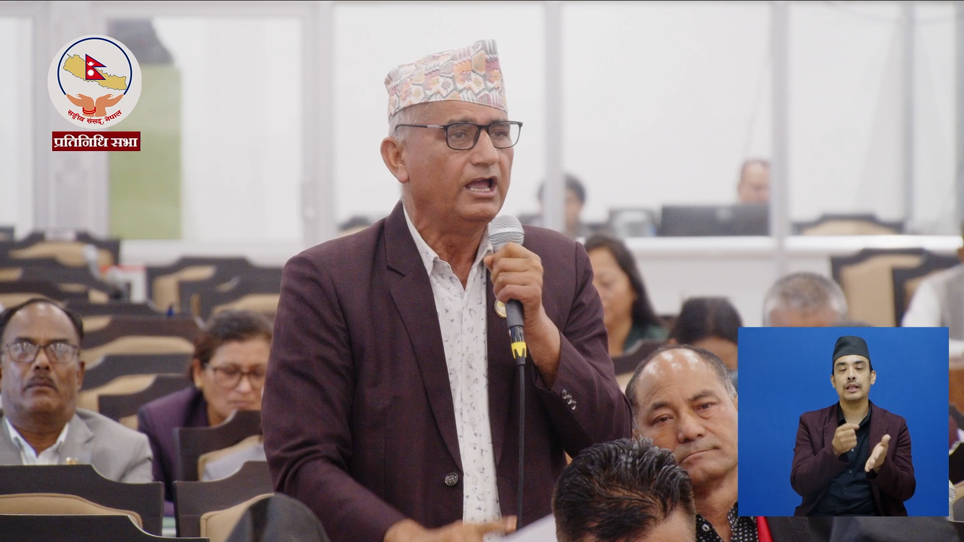 प्रधानमन्त्री नै कुलपति हुने भएकाले राजनीतिक प्रभाव पूर्णरूपमा हट्न सकेको छैन : सांसद बराल