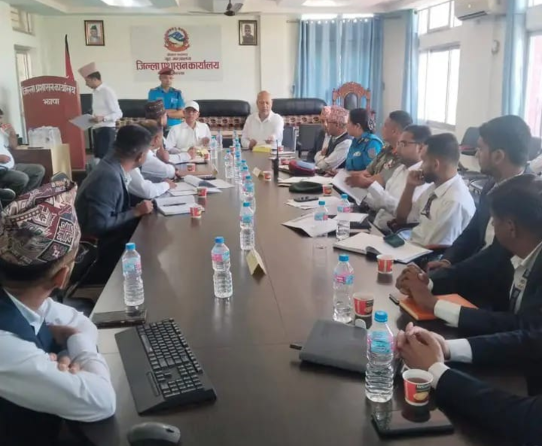 एसियन हाइवे र झापाको विकास निर्माणमा सांसदको चासो, सिडिओ कार्यालयमा छलफल 