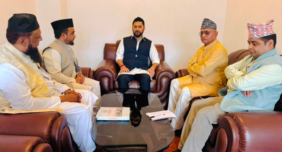 रवि लामिछानेले गरे धार्मिक अगुवाहरुसँग छलफल