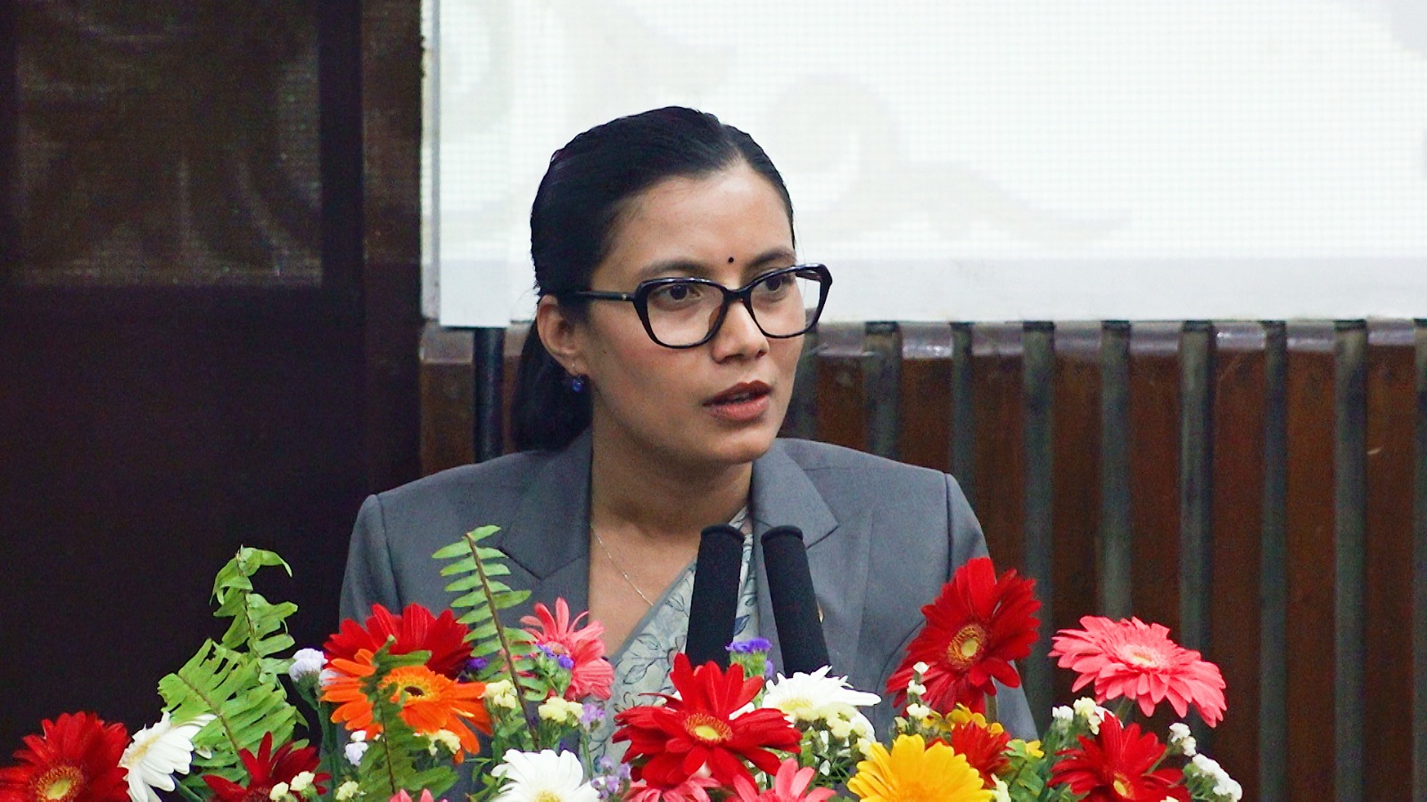 कानुन आयोगलाई शक्तिशाली बनाएर सबै कानुनको मस्यौदा तयार गरिने  : कानुनमन्त्री गौतम