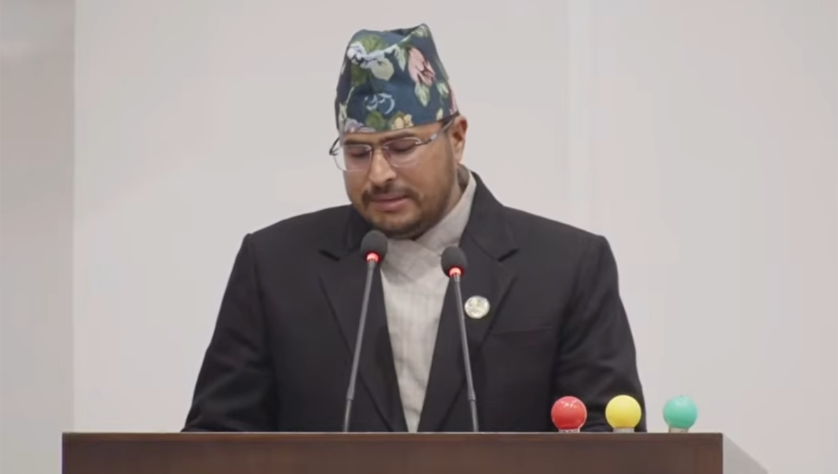 राप्रपा संसद शाही भन्छन्– तत्कालीन सरकारको घमण्डले नै देश अशान्तिको ज्वालामा होमिएको हो 