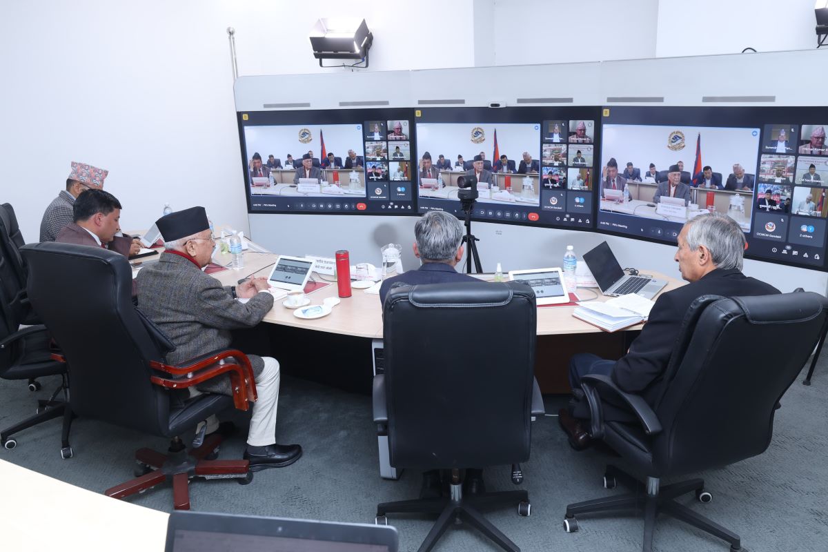 'एक्सन रूम' बाट प्रधानमन्त्री ओलीले के भने सातै प्रदेशका मुख्यमन्त्रीहरुलाई ?