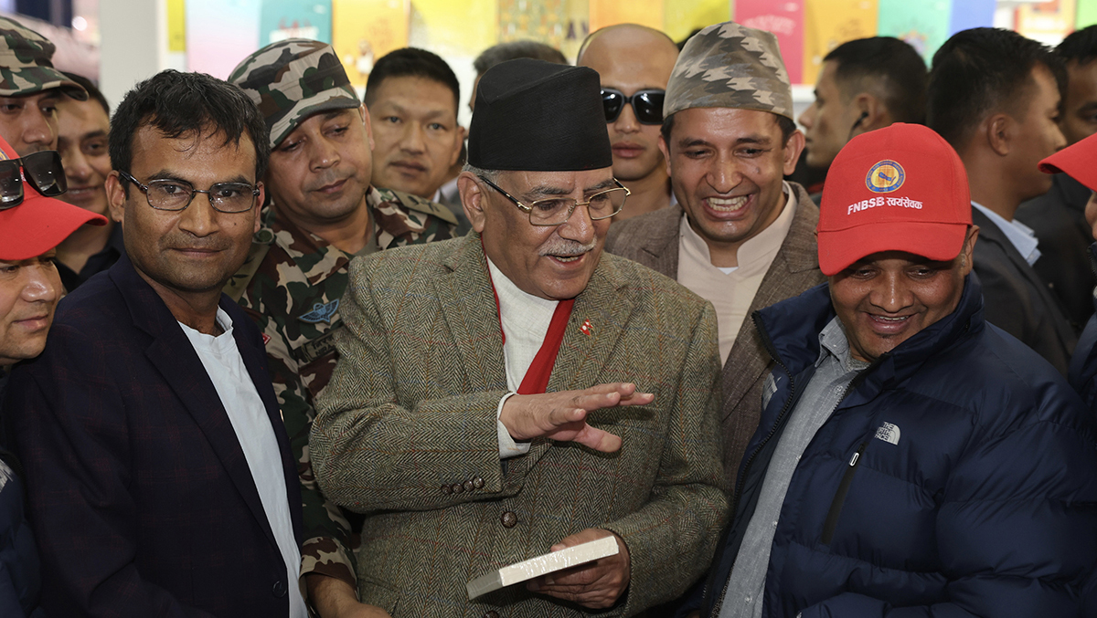अन्तर्राष्ट्रिय पुस्तक प्रदर्शनीमा प्रधानमन्त्री [तस्बिरहरू]
