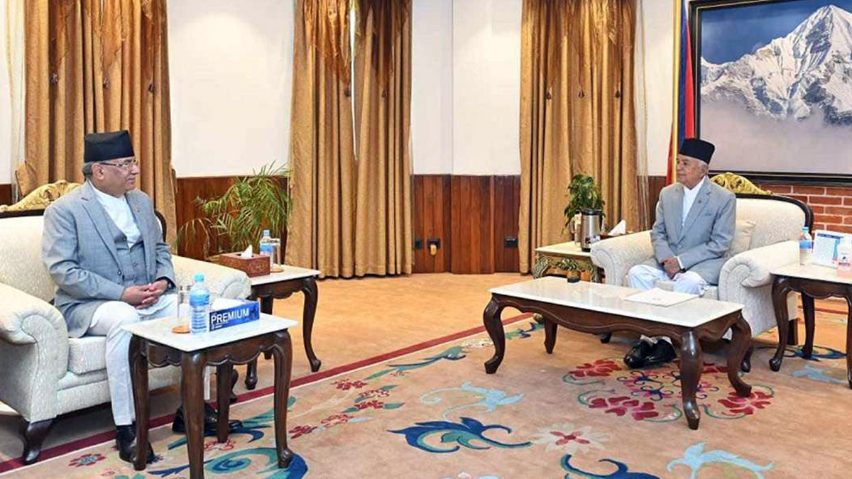 प्रधानमन्त्री दाहाल शितल निवासमा