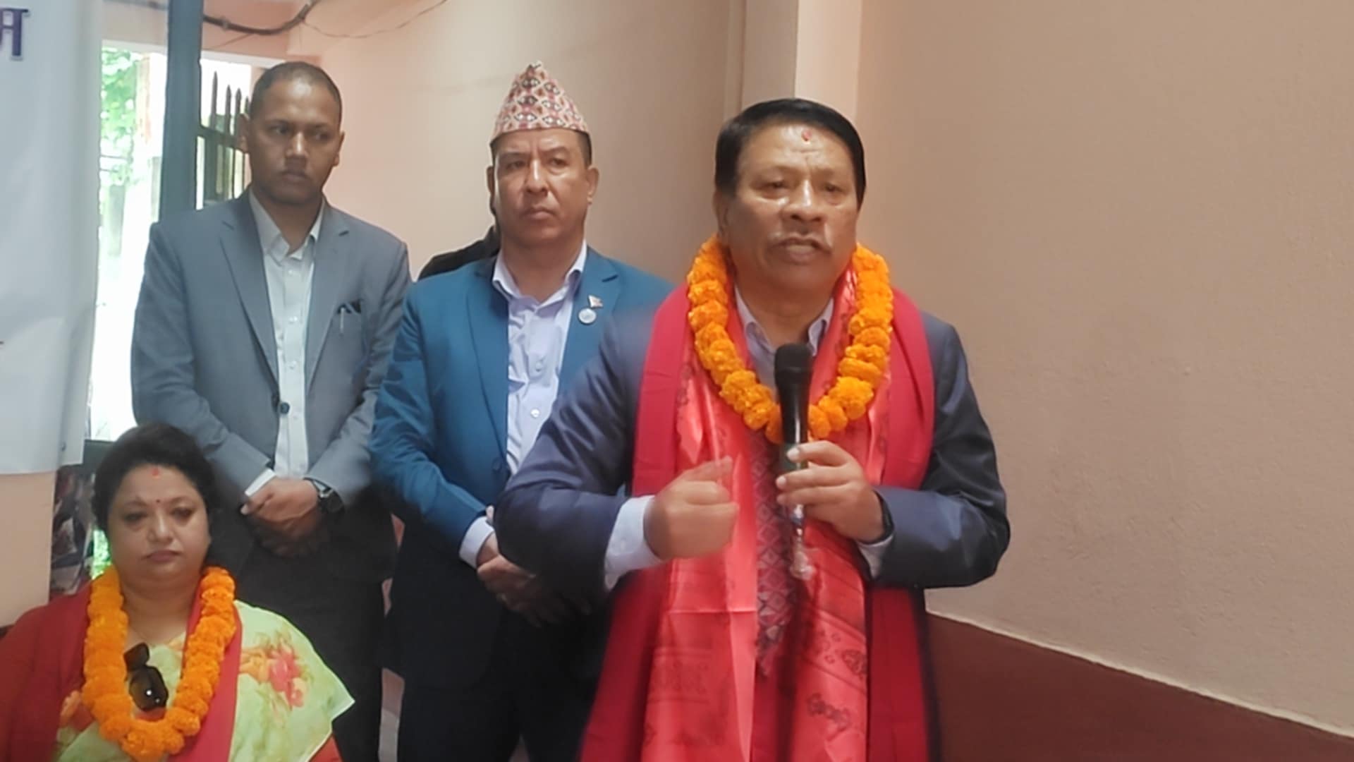 ‘राजनीति निकास र आर्थिक विकासका लागि सरकारले काम गर्छ’
