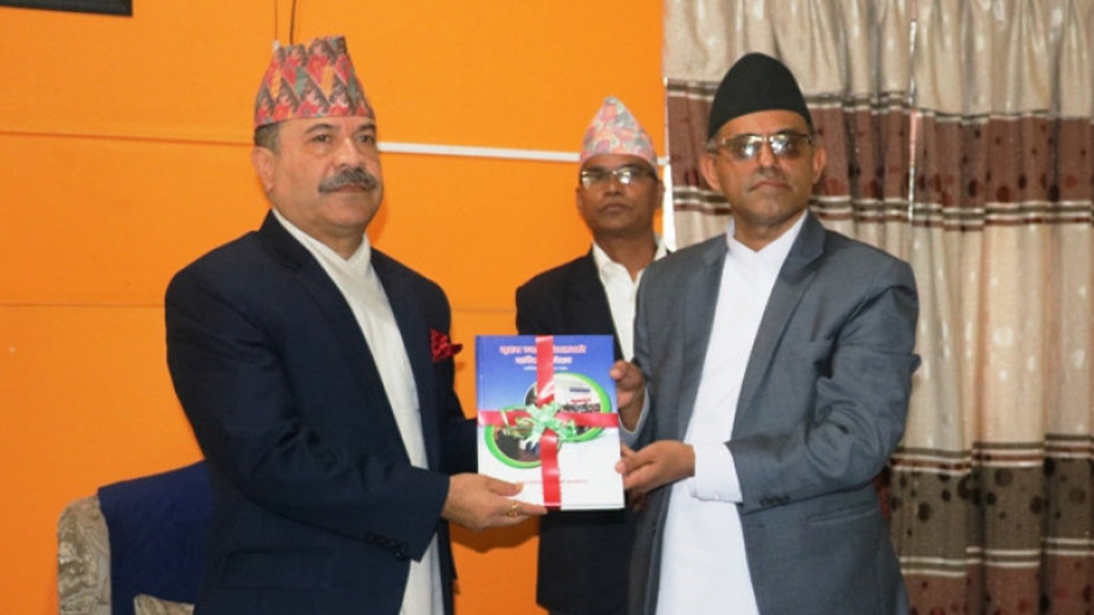 गण्डकी प्रदेशका मुख्य न्यायाधिवक्ताको वार्षिक प्रतिवेदन पेस