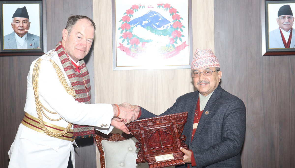 उपप्रधानमन्त्री खड्कासँग बेलायतका सेनाध्यक्षको शिष्टाचार भेट