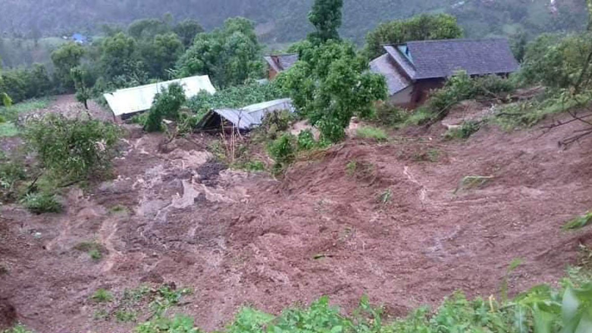 प्युठान पहिरो अपडेट : तीन शव निकालियो, तीनजना अझै बेपत्ता