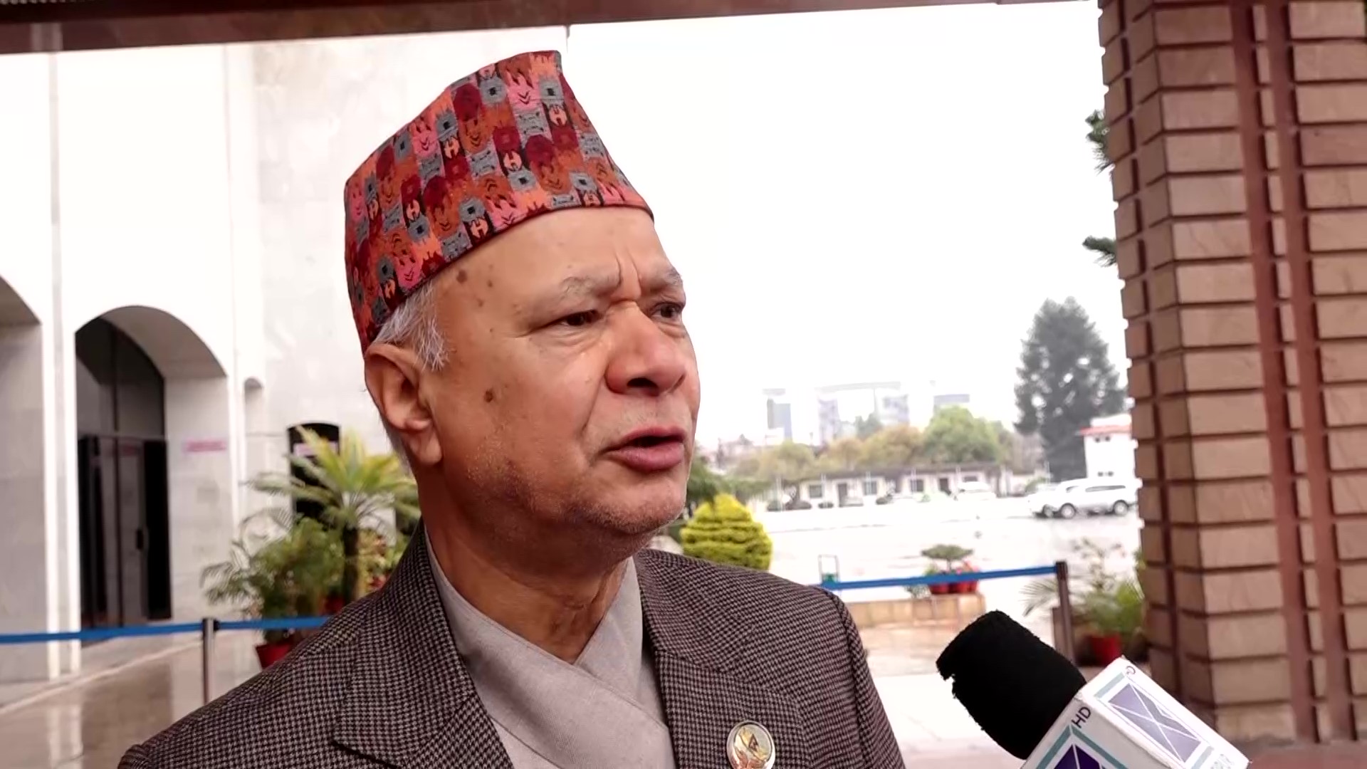पूर्वाग्रह र दबाबका आधारमा राजीनामा माग्ने काम जिम्मेवार प्रतिपक्षीले गर्नुहुँदैन : रघुजी पन्त