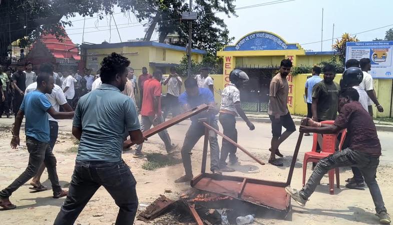 राजविराज नगरपालिकामा झडप, ठूलो संख्यामा सुरक्षाकर्मी परिचालन