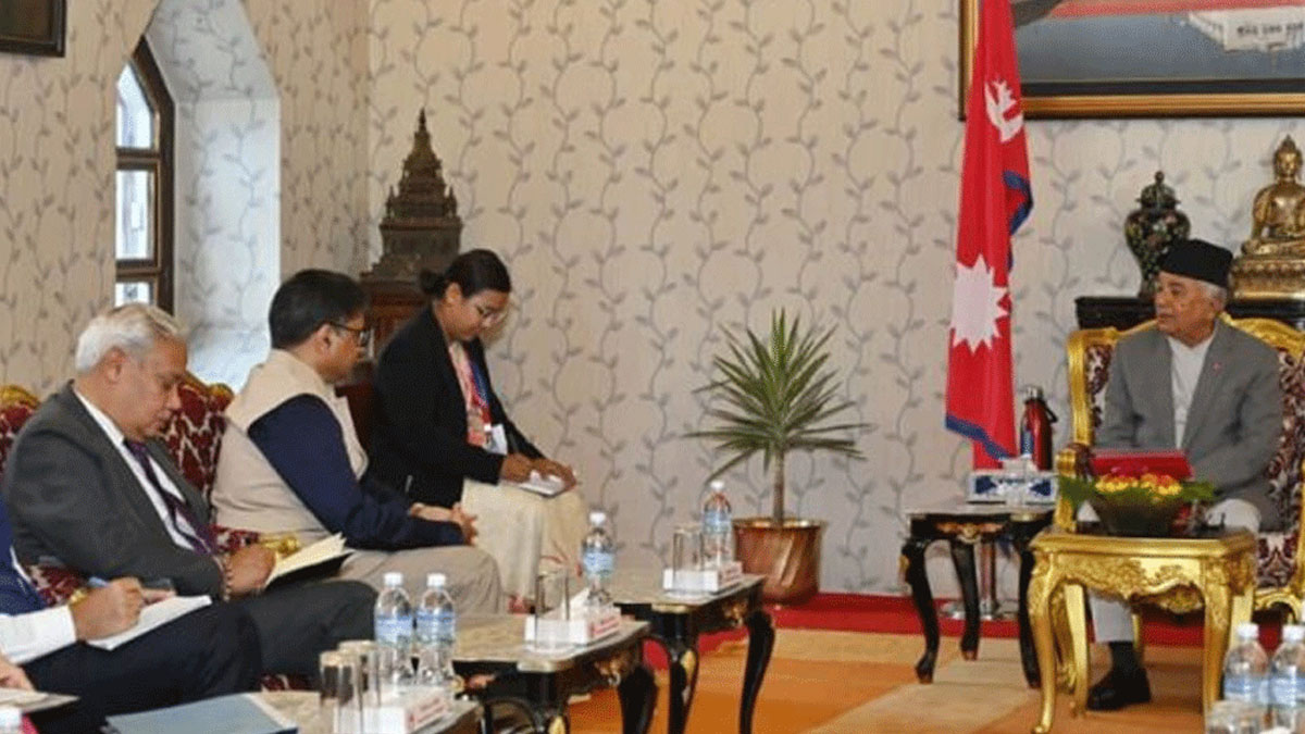 भारतीय विदेश सचिव मिश्रीले राष्ट्रपतिलाई भेटे