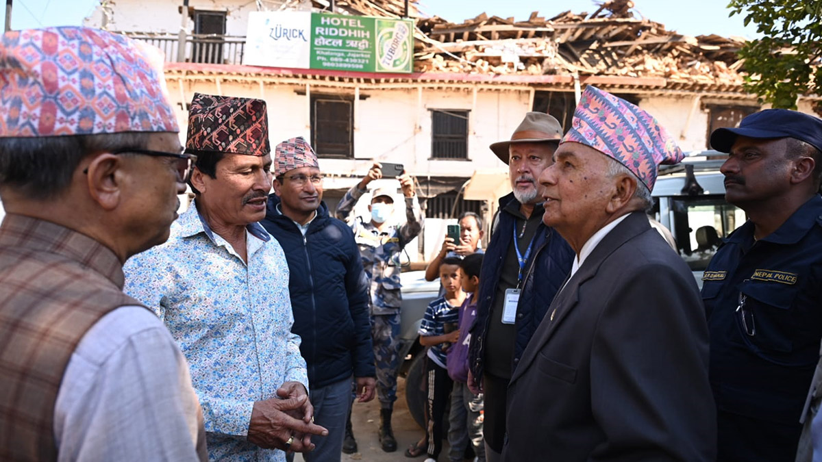 जाजरकाेट पुगेर राष्ट्रपति पौडेलले भने- तपाईंहरूको समस्या समाधानका लागि म सँगै छु