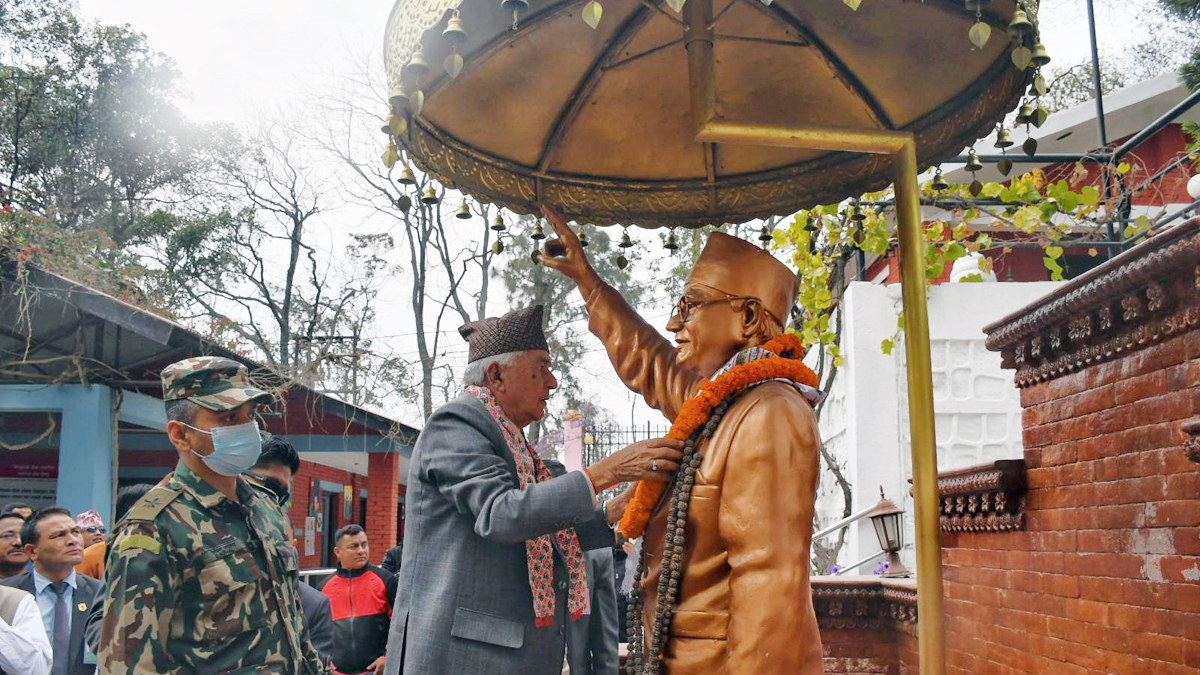 नवनिर्वाचित राष्ट्रपति पौडेल वाँडेगाउँस्थित भट्टराई आश्रममा