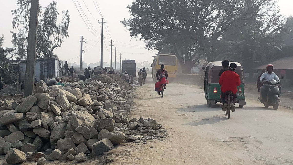 मोरङको रतुवा-केशलिया सडक निर्माणको ठेक्का तोडियो