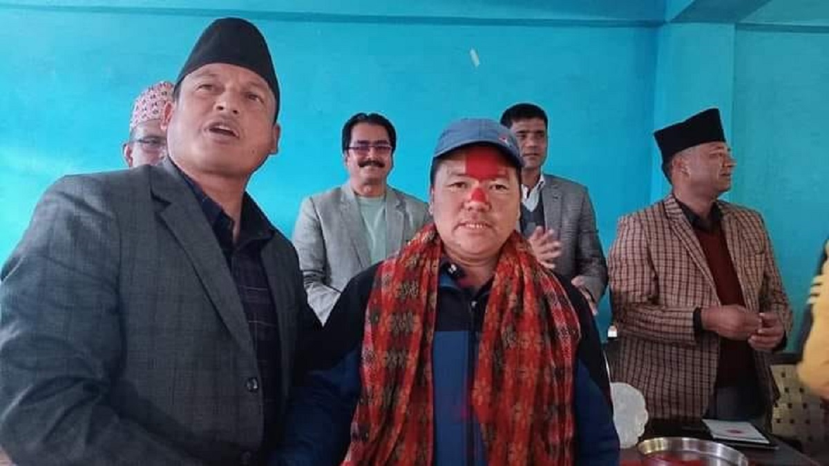 एकीकृत समाजवादीका बाजुरा जिल्ला अध्यक्ष रावल एमाले प्रवेश