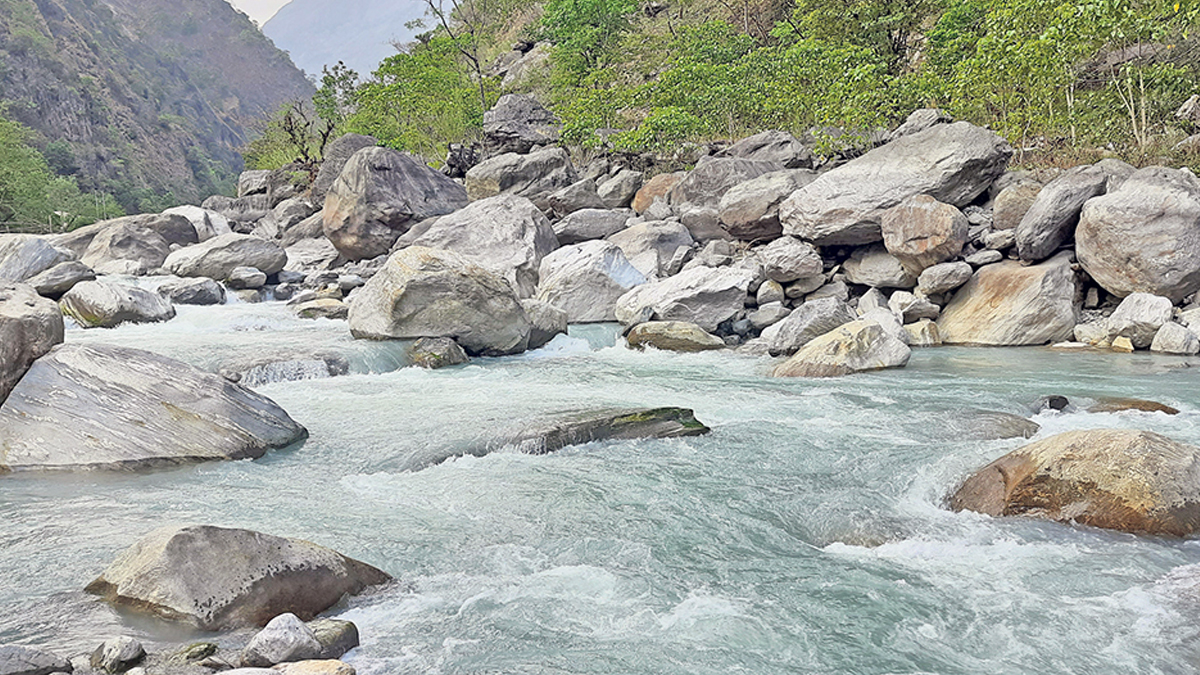 अघि बढ्यो रोल्वालिङ खोला जलविद्युत् आयोजना