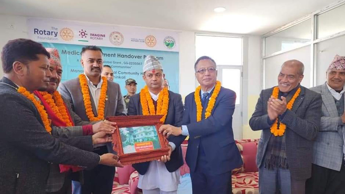रोटरी क्लब अफ रुद्रमति काठमाडौंद्वारा  ‘मेडिकल उपकरण’ प्रदान 