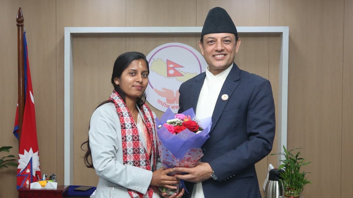 उपसभामुख ठाकुरले गरिन पदभार ग्रहण