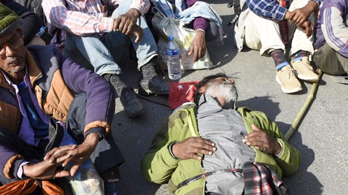 सिंहदरबार जान नपाएपछि सडकमै सुते मिटरब्याजपीडित