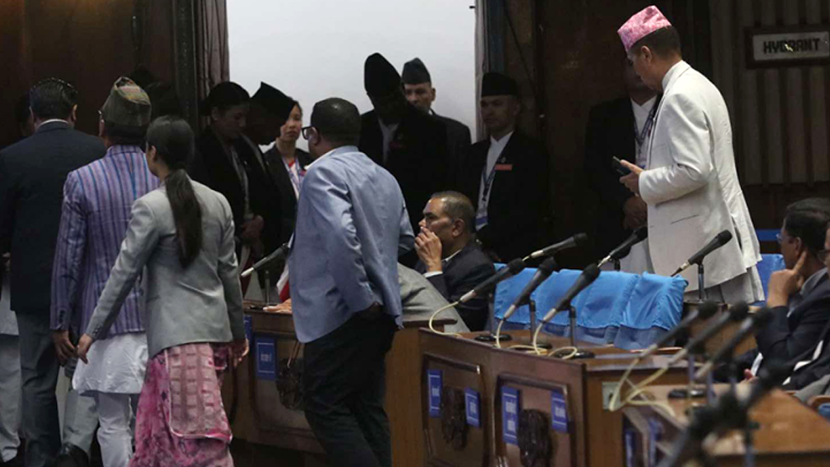 रास्वपा र राप्रपाले गरे आजपनि बैठक बहिस्कार 