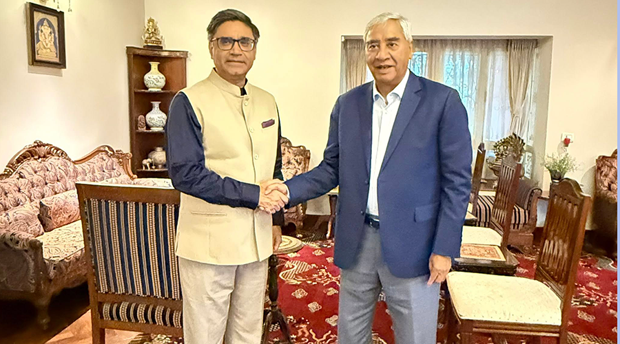 भारतीय विदेश सचिव मिश्रीले भेटे कांग्रेस सभापति देउवालाई 