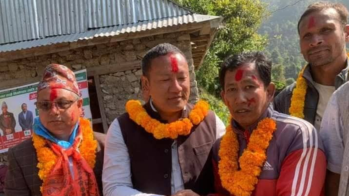 तीर्थ लामालाई स्वतन्त्र उम्मेदवार दुर्गा भुजेलको समर्थन