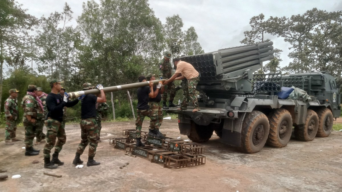 थाइल्यान्ड र कम्बोडियाबीचको सैन्य झडपमा एक सैनिकसहित १२ मारिए