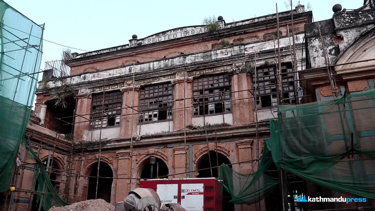 यसरी हुँदैछ त्रिचन्द्र क्याम्पसको पुनःनिर्माण [फोटो फिचर]