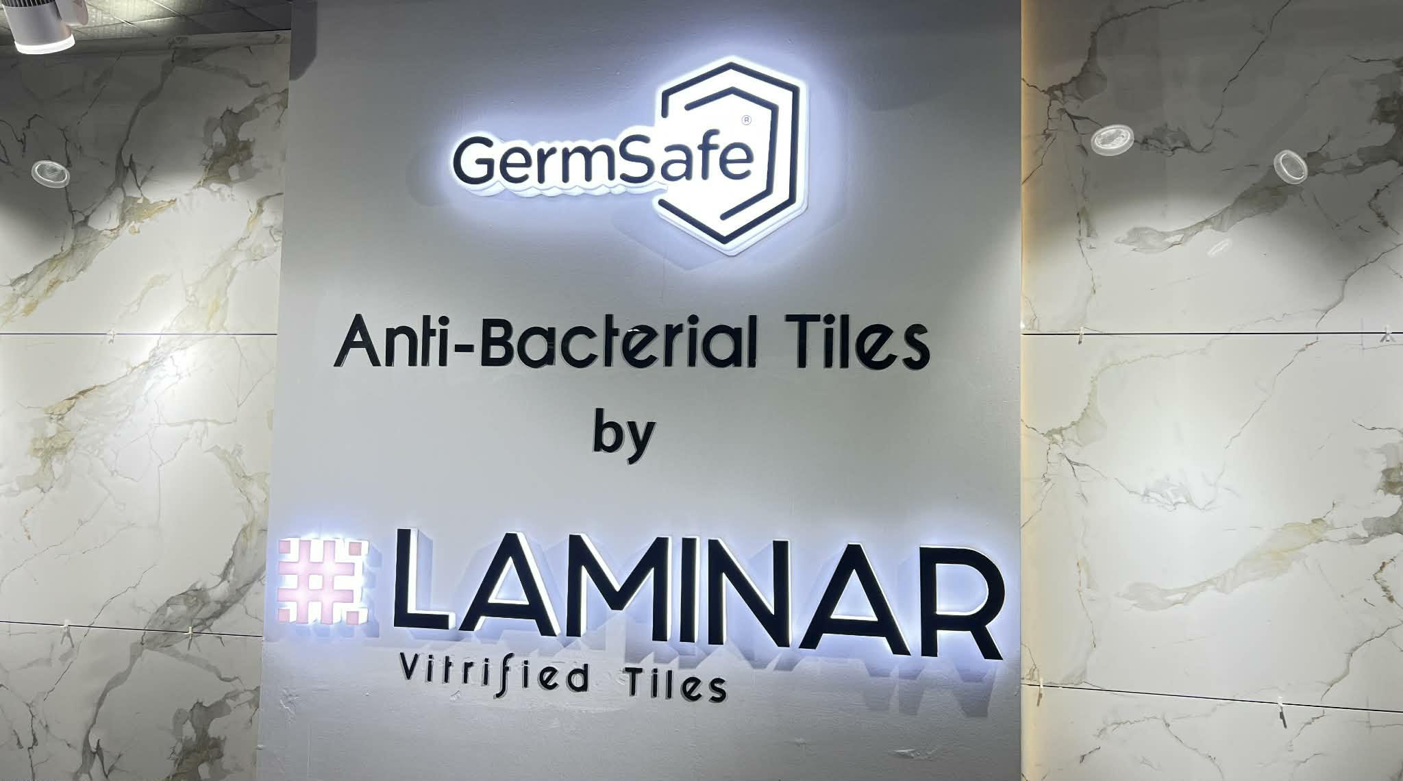 लामिनारको ‘जर्मसेफ’ एन्टिब्याक्टेरियल टायल नेपाल मेडिकल शोमा सार्वजनिक