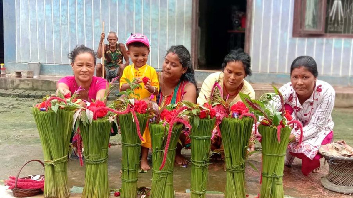 थारू समुदायले आज यमोसा पर्व मनाउँदै