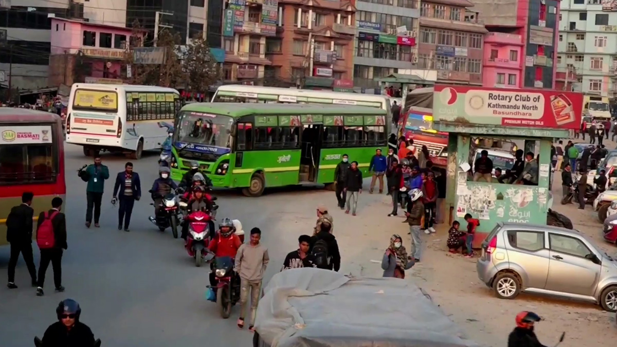 आन्दोलनरत यातायात मजदुरलाई सरकारले वार्तामा बोलायो 
