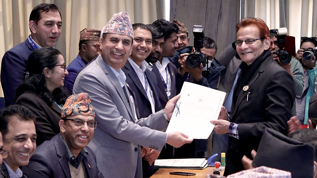 पार्टीले एक ढिक्काका साथ अध्यक्षको उम्मेदवार बनाएको छ : सांसद शर्मा